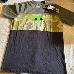 Star Wars Branded NEW T-shirt-child size Medium-Mandalorian Shirt.
